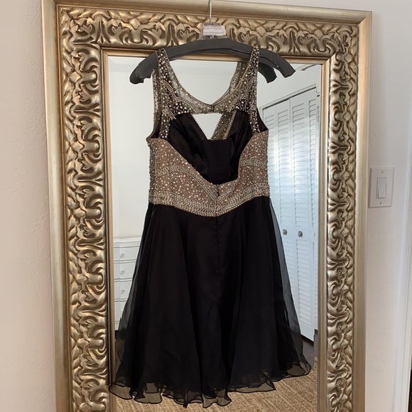 WISP Dress - Picture 7 of 10